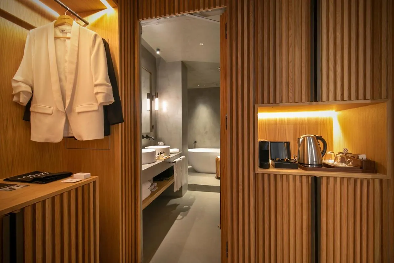 Only You Hotel مالقة