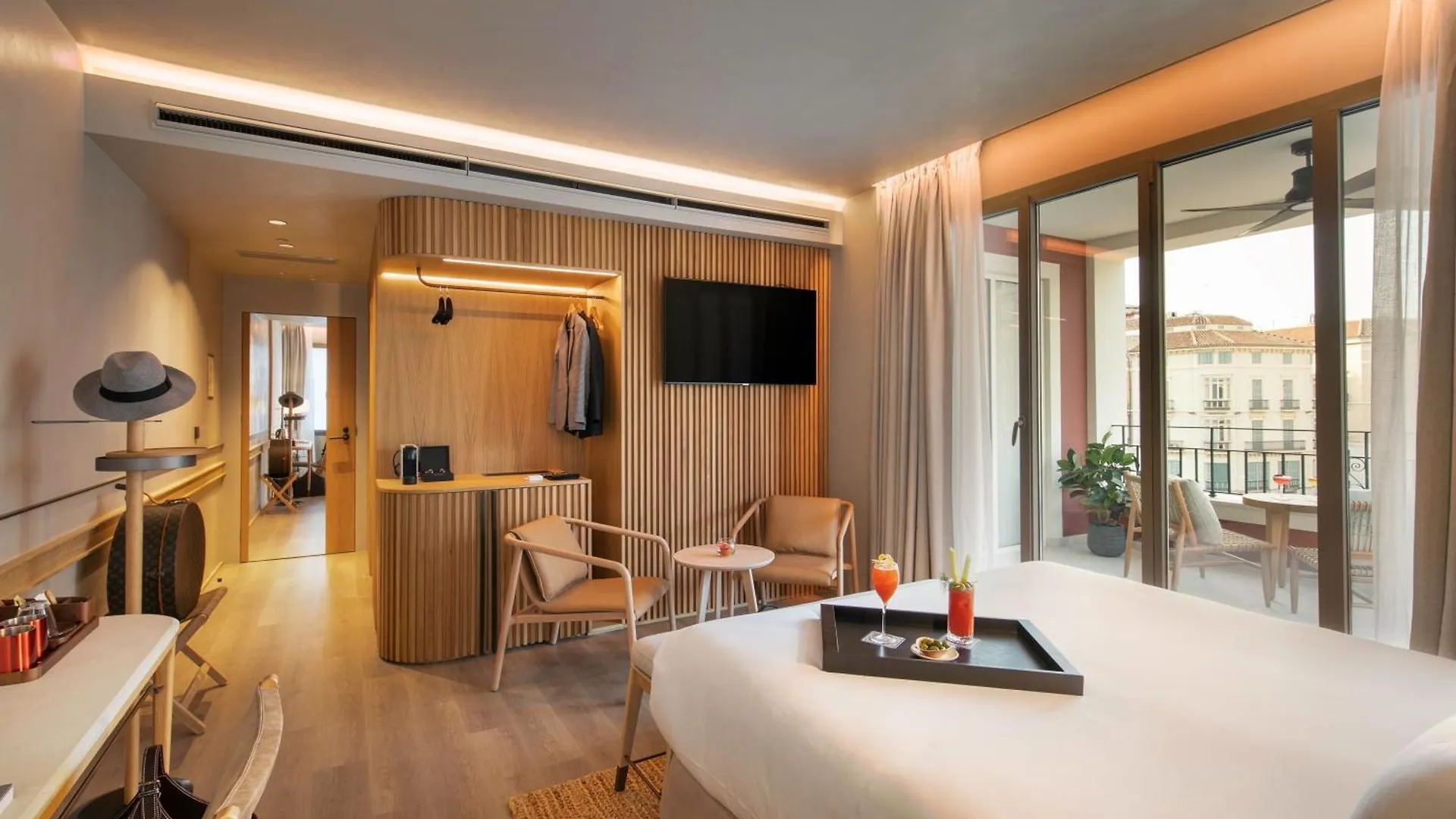 Only You Hotel مالقة إسبانيا